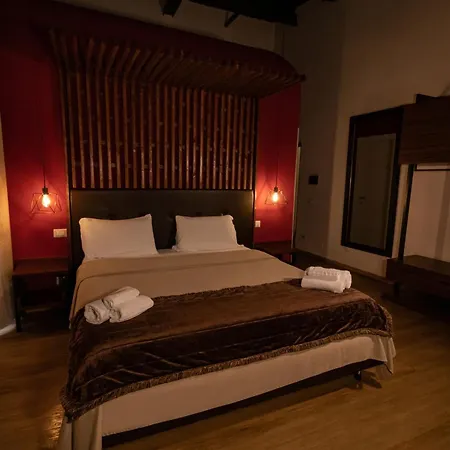 Duomo Luxury Bed & Breakfast Neapol