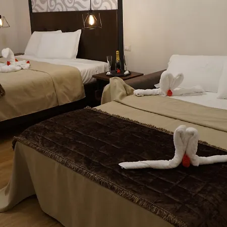 Duomo Luxury Couette-café Naples