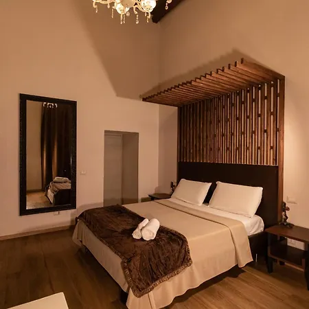 Duomo Luxury 4* Naples